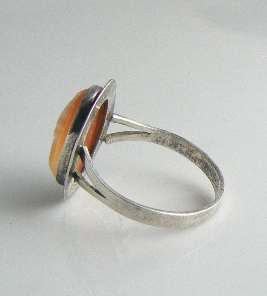 Art Deco Shell Cameo Sterling Silver Ring - Vintage Lane Jewelry