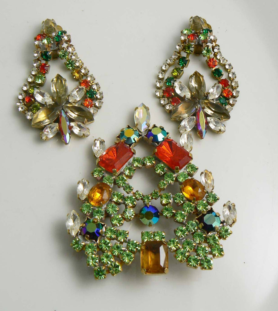 Czech Glass Christmas Tree Pin and clip Earrings Set