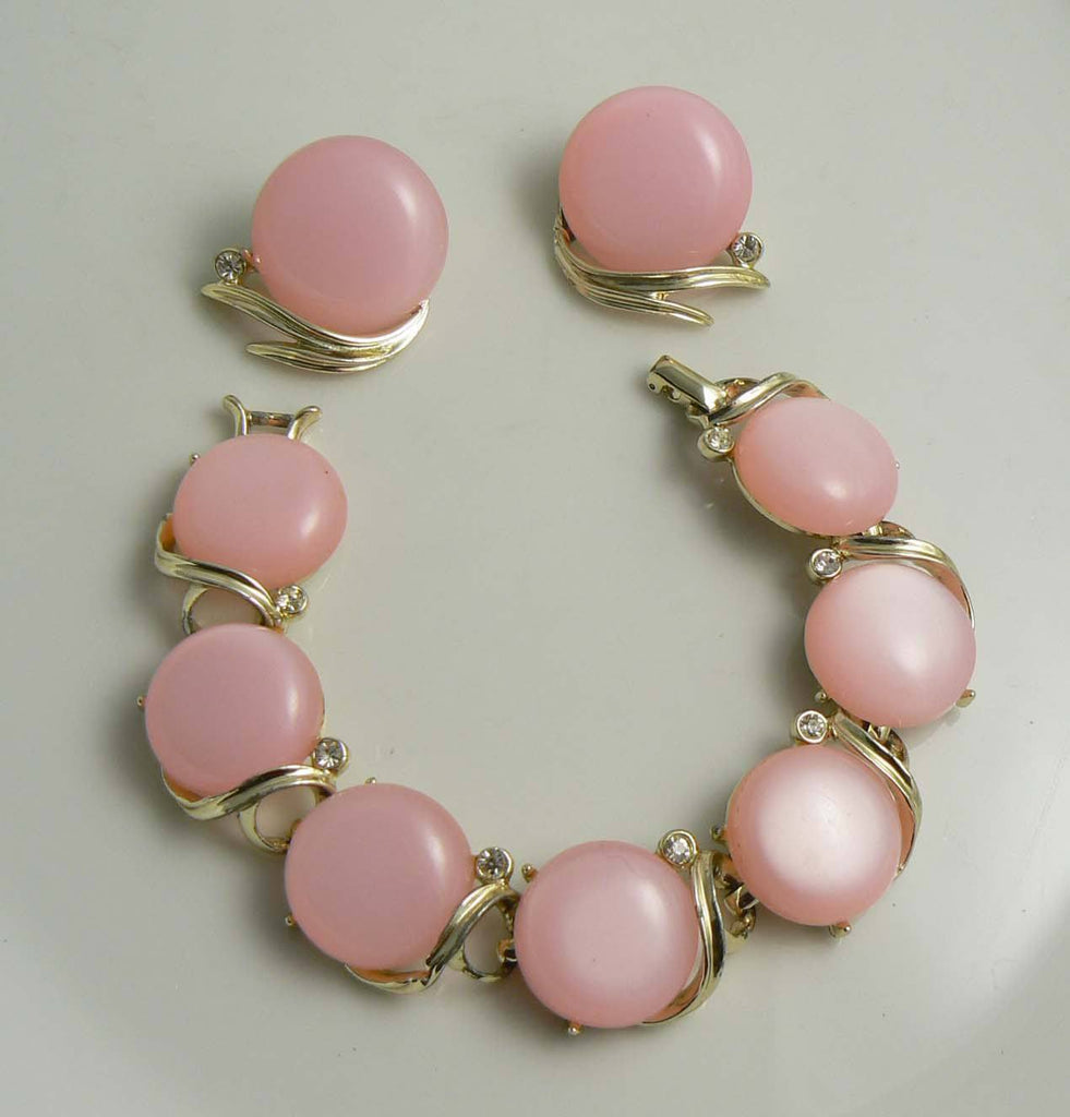 Vintage Lisner Pink Moonglow Plastic Thermoset Bracelet Earring Set