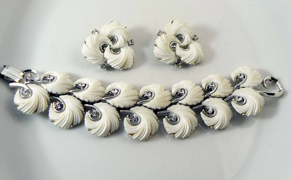 Vintage Lisner White Molded Feather Leaf Rhinestone Bracelet and Clip Earrings