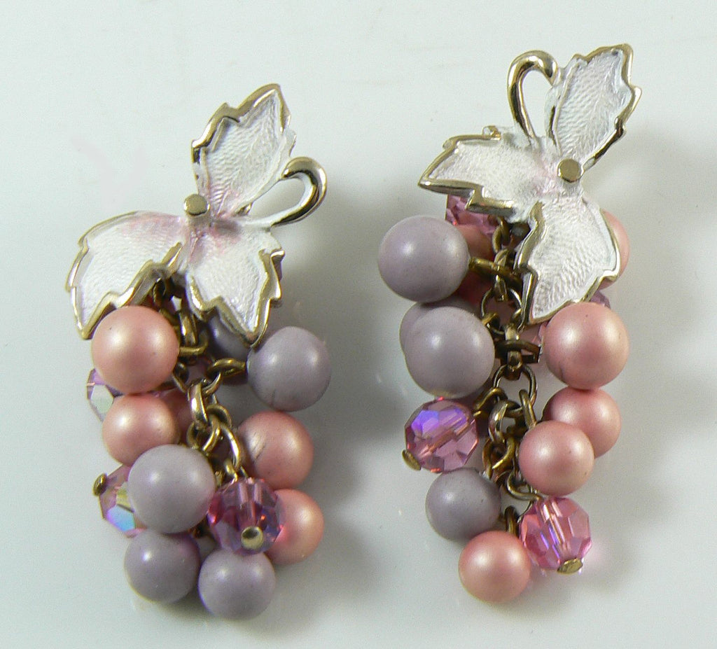 Vintage White enamel Flower Pink Crystal Purple Pearl Cluster Dangle Clip Earrings