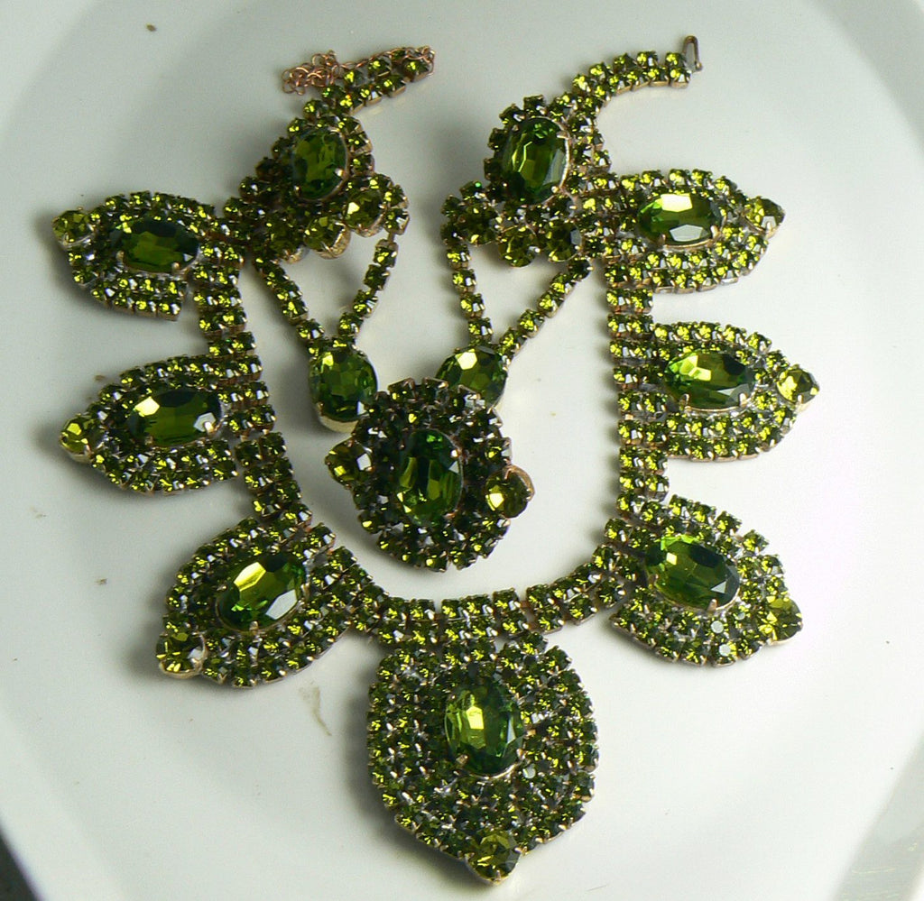 Brilliant Green Czech Glass Necklace, Clip Earrings and matching Ring
