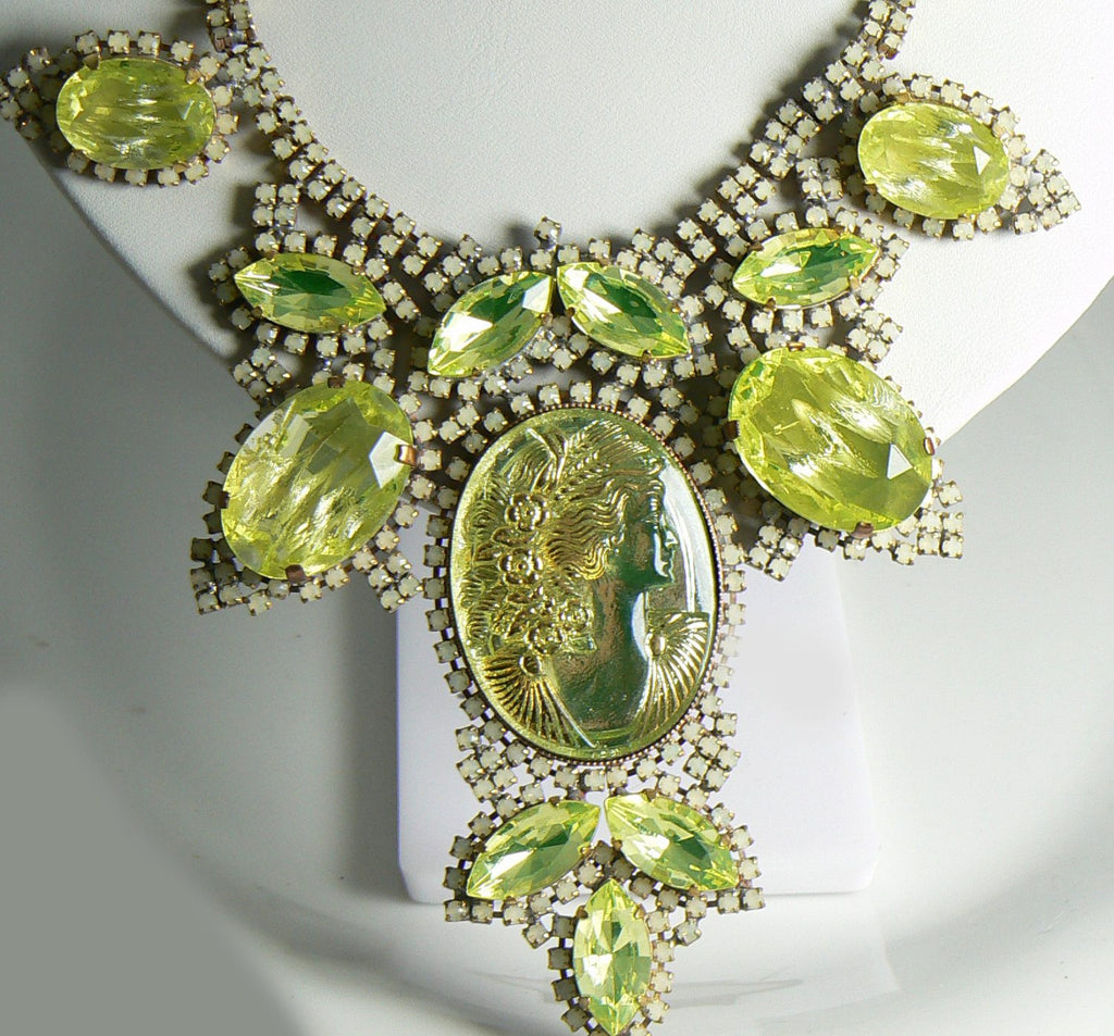 Cameo Czech Husar D Vaseline Uranium Glass Statement Necklace