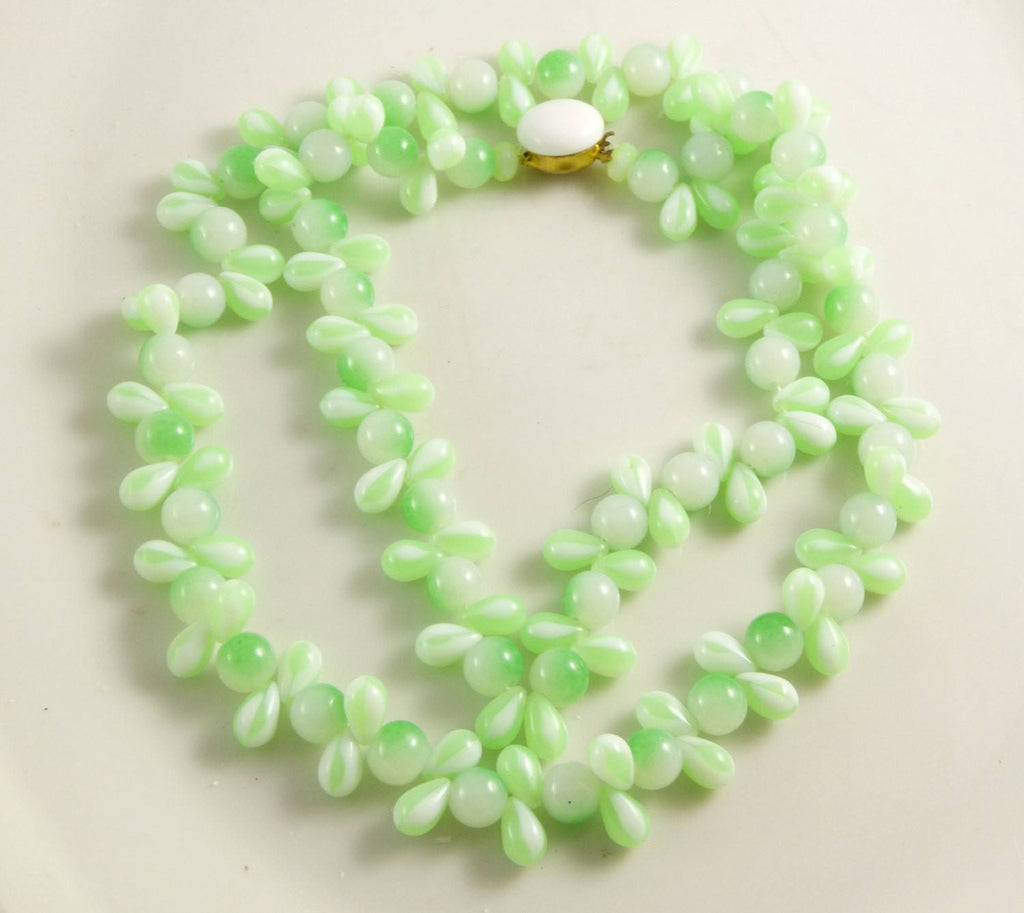Czech Glass Vaseline Uranium Glass Bead Necklace