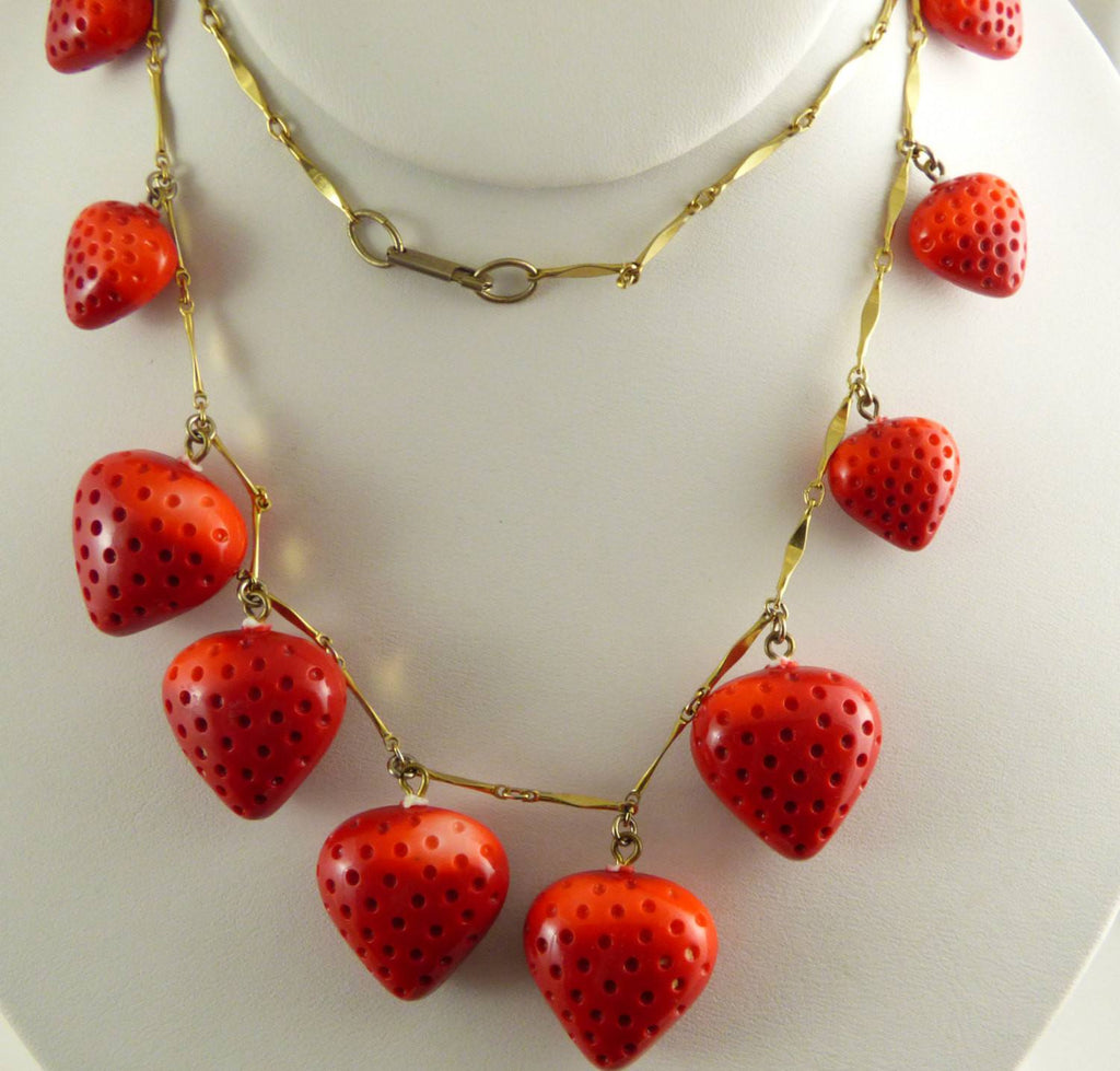 Vintage Hobe Glass Strawberry Necklace