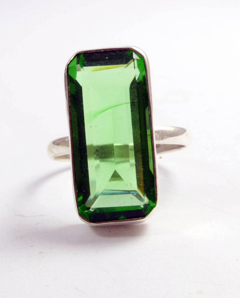 10ct Peridot 925 Sterling Silver Ring