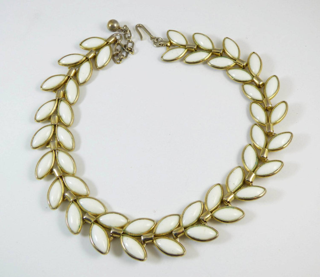 Vintage Trifari Poured Glass Leaf Necklace