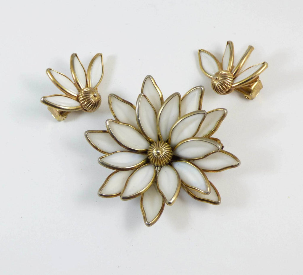Crown Trifari Poured White Glass Flower Demi Parure, Milk Glass, Clip Earrings