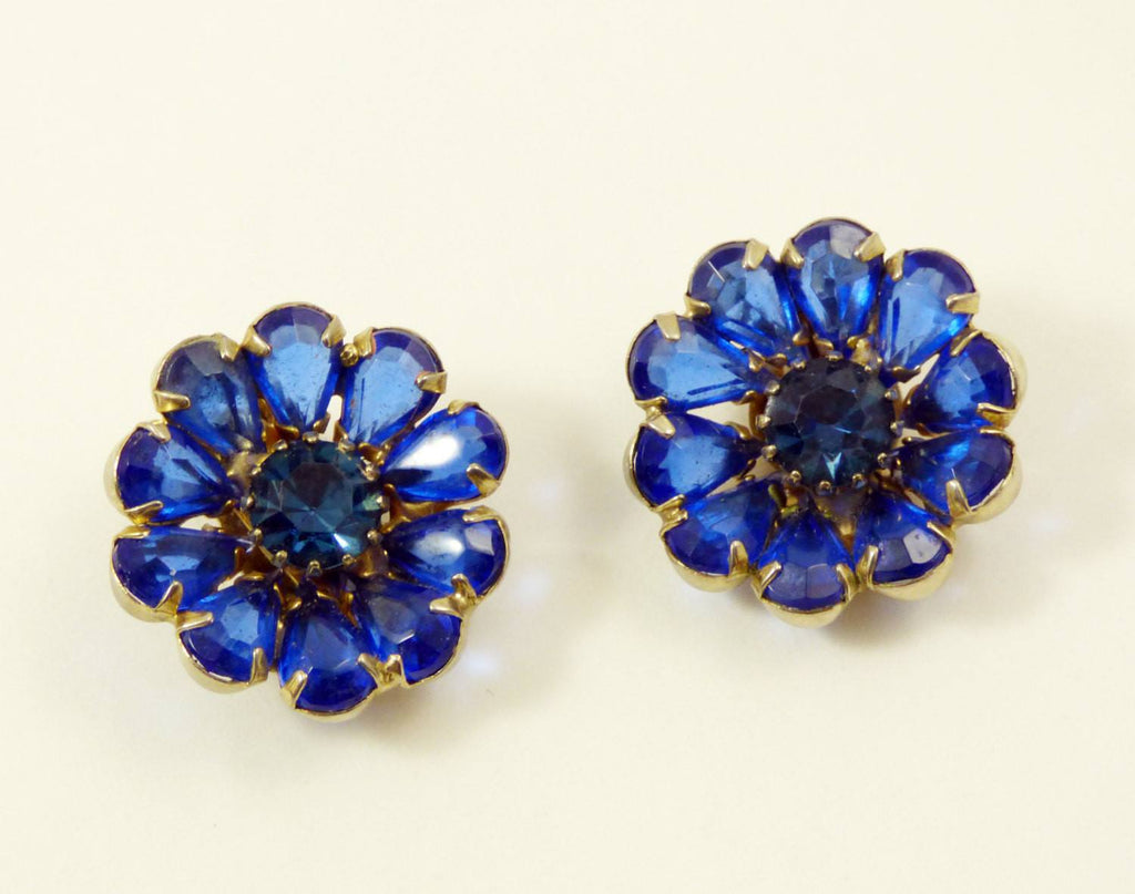 Vintage Weiss Cobalt Blue Glass Rhinestone Flower Clip Earrings