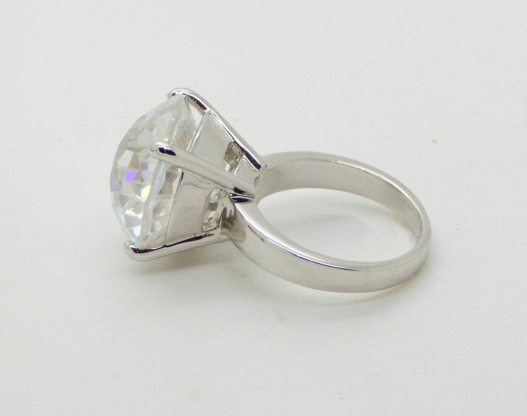 HUGE 25ct Solitaire Clear White Quartz Engagement Style Sterling Silver 925, Size 9 - Vintage Lane Jewelry