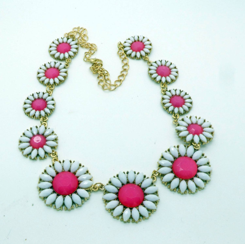 Glass Daisies Pink and White Gold Tone Necklace