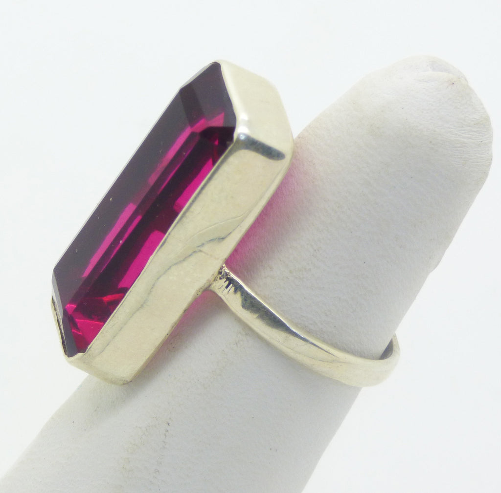 18CT Rubellite Tourmaline 925 Genuine Sterling Silver Modernist Ring, Size 5.5. - Vintage Lane Jewelry