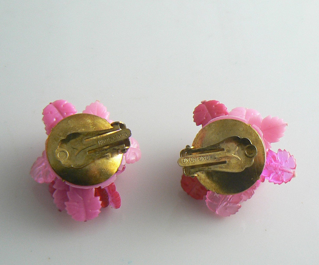 Colorful Plastic Shades of Pink Leaf Necklace Earring Set - Vintage Lane Jewelry
