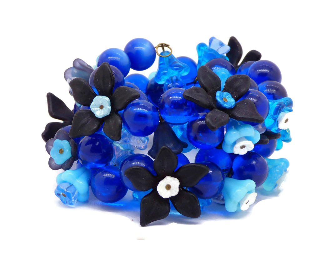 Flowers and Blue Beads Memory Bracelet