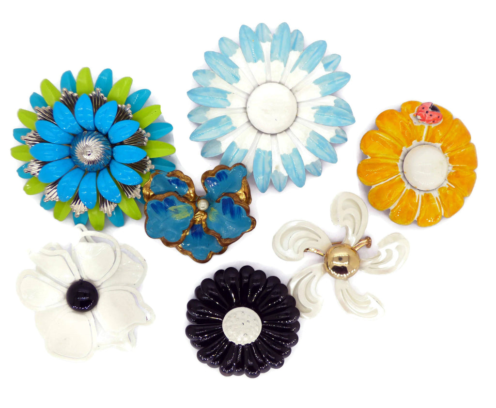 Blue Daisies Enamel Flower Lot, 7 pins, Flower Brooches