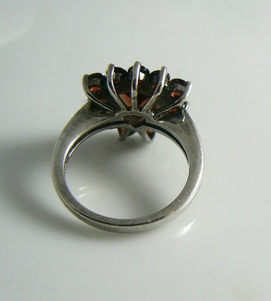 Vintage Sterling Silver Garnet Ring - Vintage Lane Jewelry