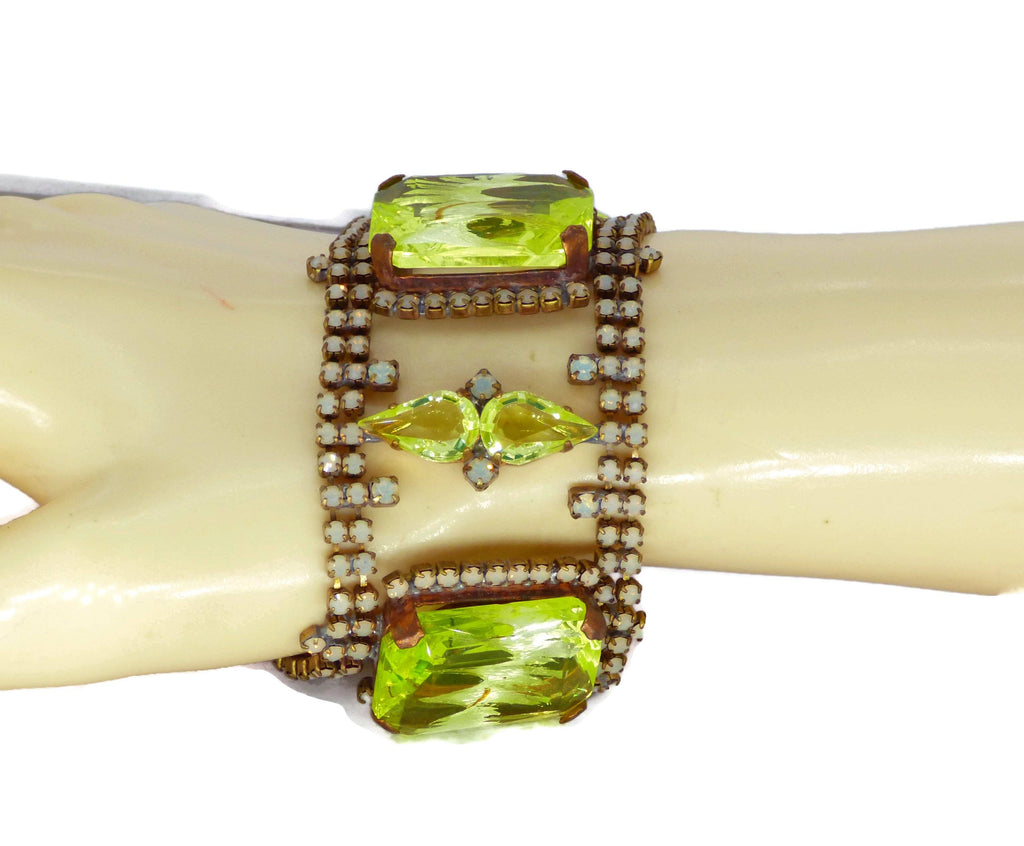 Czech Vaseline Uranium Glass Bracelet