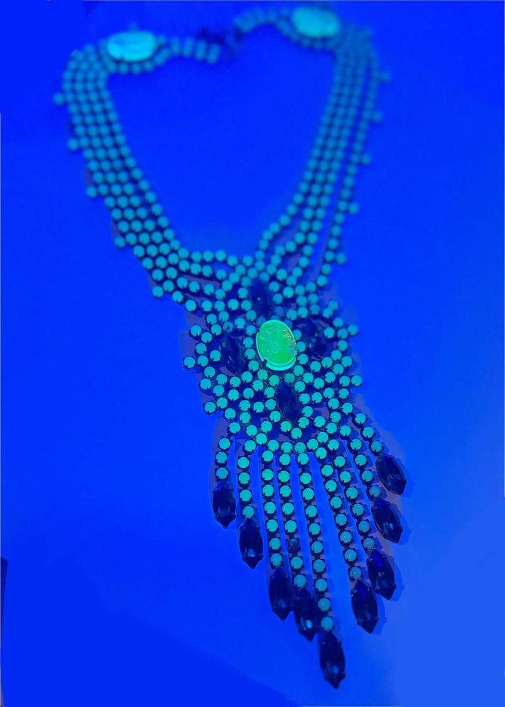 Husar D Vaseline Uranium Necklace