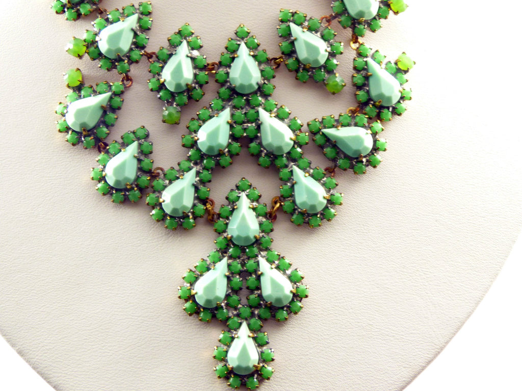 Czech Glass Green Stone Drop Necklace - Vintage Lane Jewelry