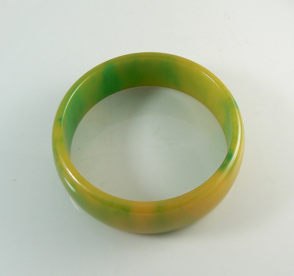 Vintage Green and Yellow Marble Bakelite Bangle Bracelet - Vintage Lane Jewelry