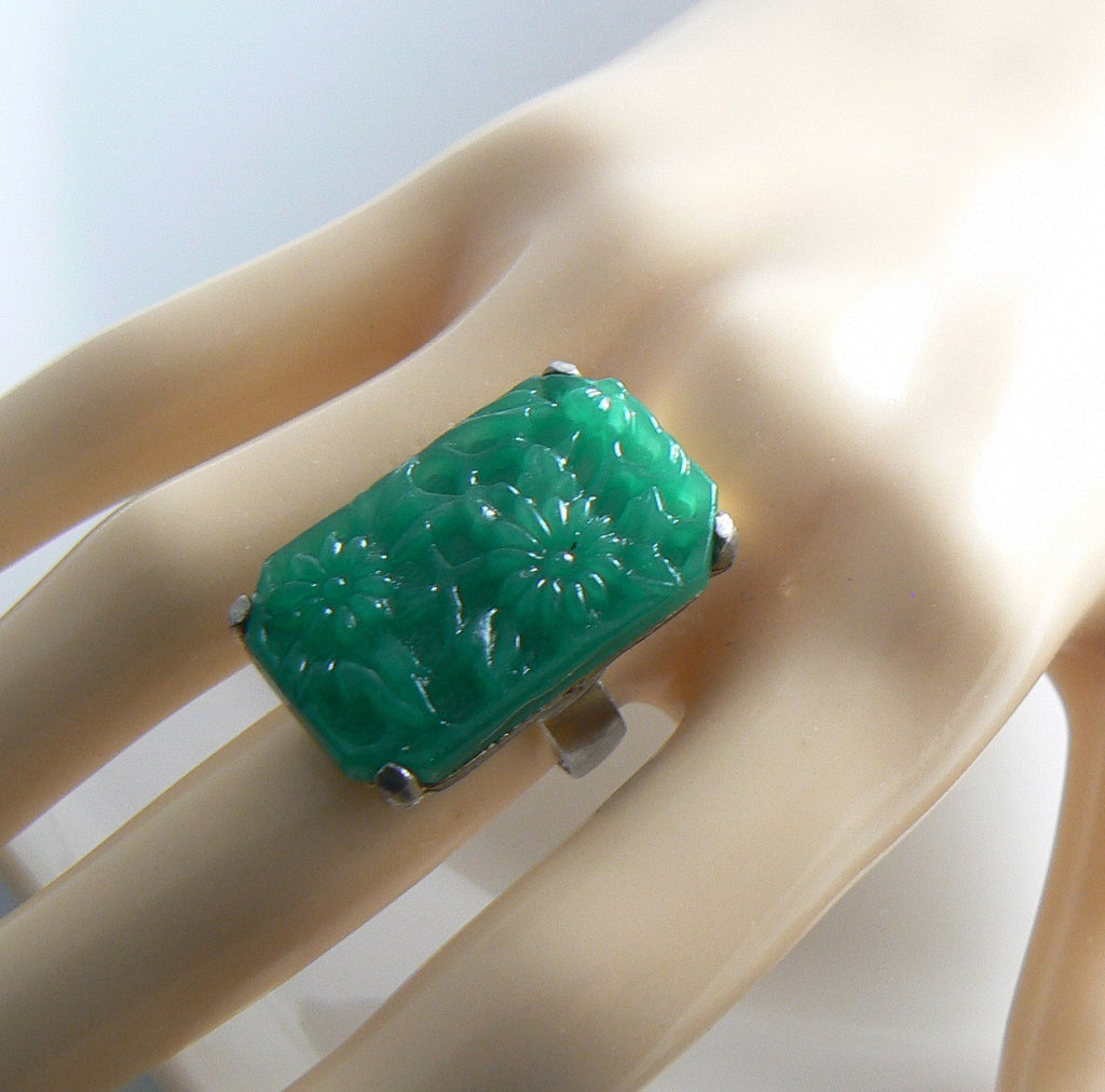 Large Vintage Carved Peking Glass Ring - Vintage Lane Jewelry