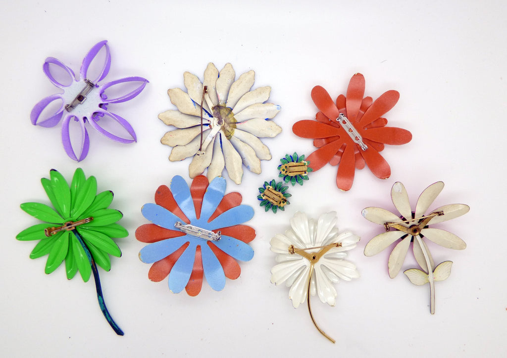 Large Enamel Flower Pins Daisy Colorful Lot , 7 pins, blue daisy clip earrings - Vintage Lane Jewelry