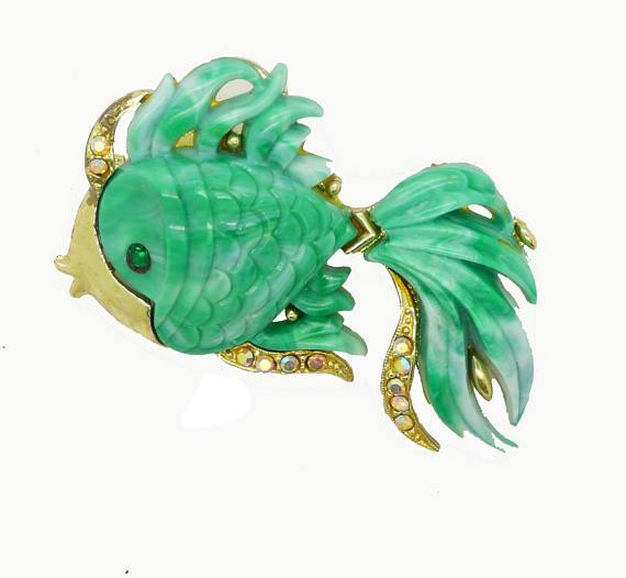 Hattie Carnegie Angel Fish Brooch Green Lucite - Vintage Lane Jewelry