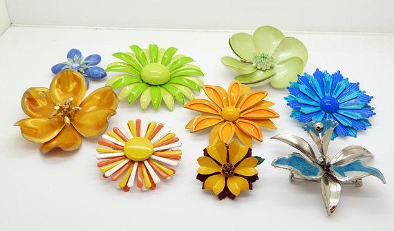 Enamel Flower Pins Lot, 9 pins, Flower Brooches, Daisy Lot - Vintage Lane Jewelry