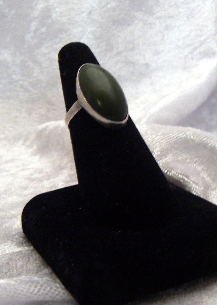 Mexican Sterling Jade Ring - Vintage Lane Jewelry