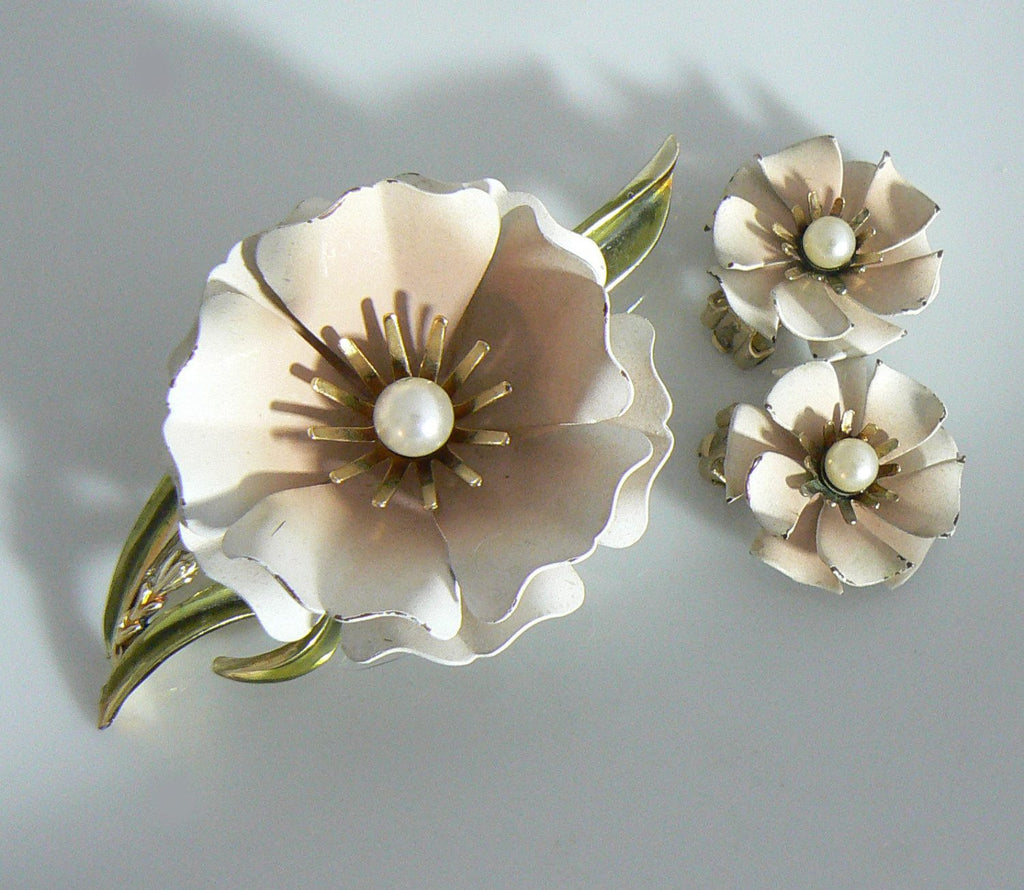 Coro Signed Vintage Pale Pink Flower Brooch And Clip On Earring Set - Vintage Lane Jewelry