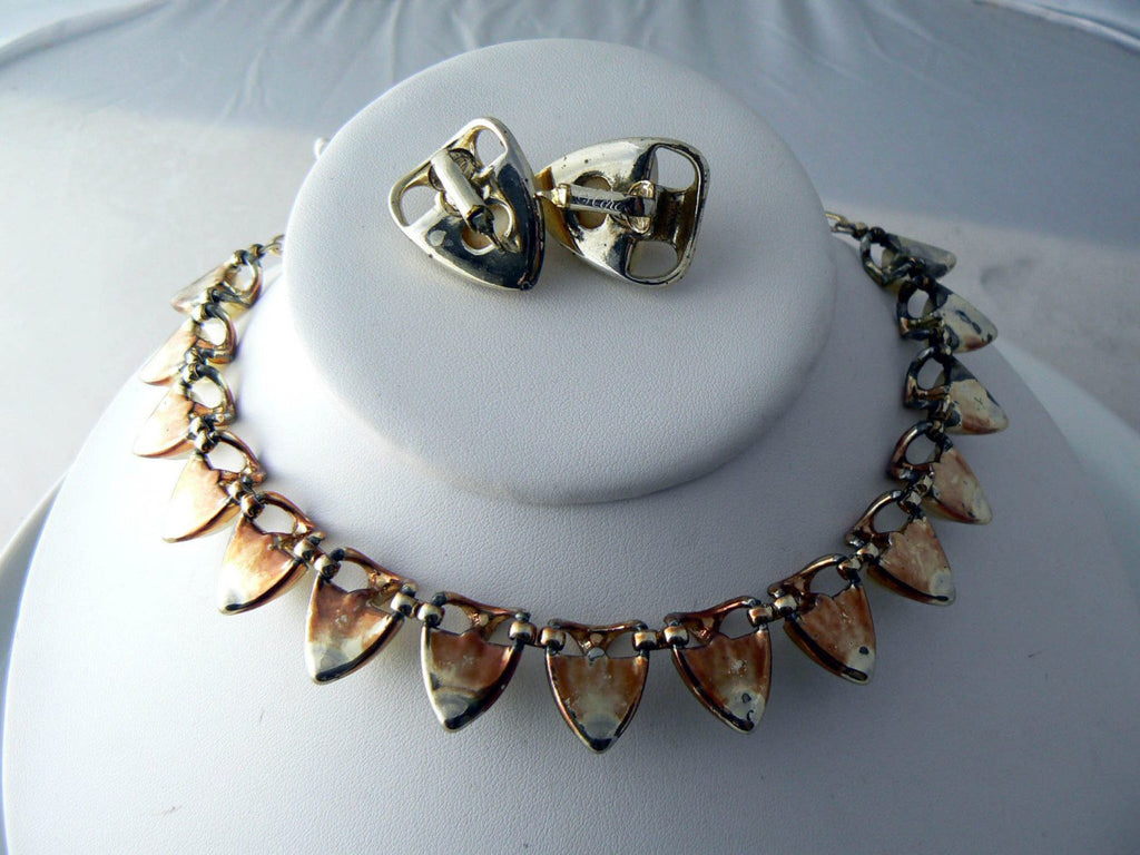 Vintage Signed  Coro Cream Confetti Necklace And Earrings Set - Vintage Lane Jewelry