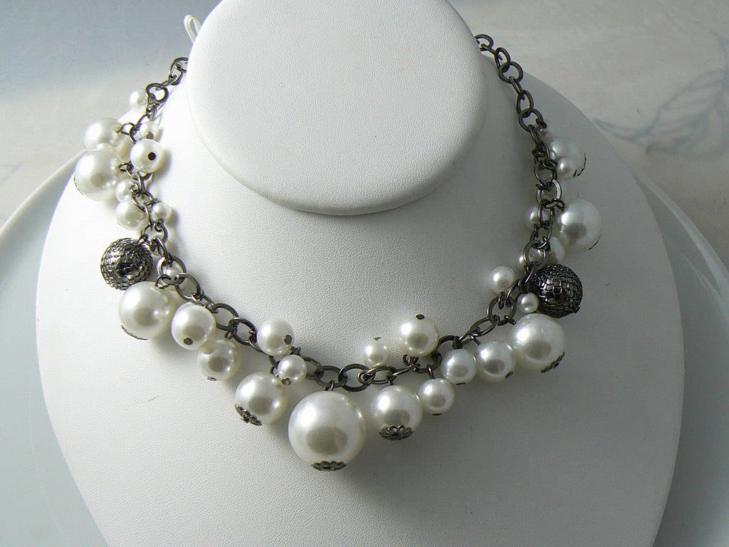 Vintage Silver Tone Faux Pearl Beaded Necklace - Vintage Lane Jewelry