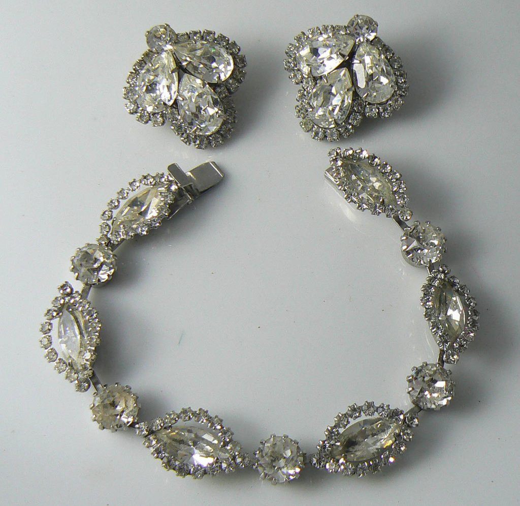 Signed Weiss Clear Rhinestone Demi Parure - Vintage Lane Jewelry