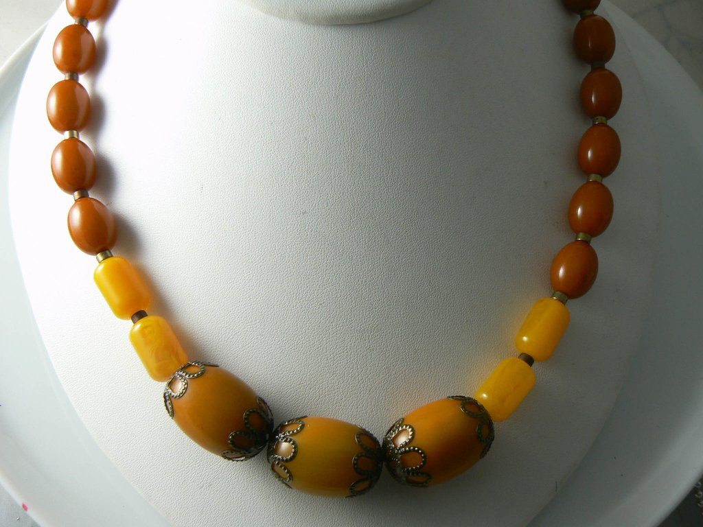 Vintage 2025 bakelite beads