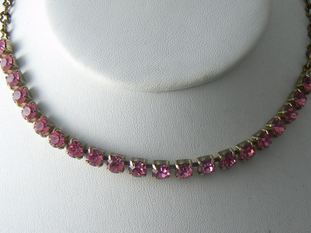 Pretty Vintage Pink Rhinestone Necklace - Vintage Lane Jewelry