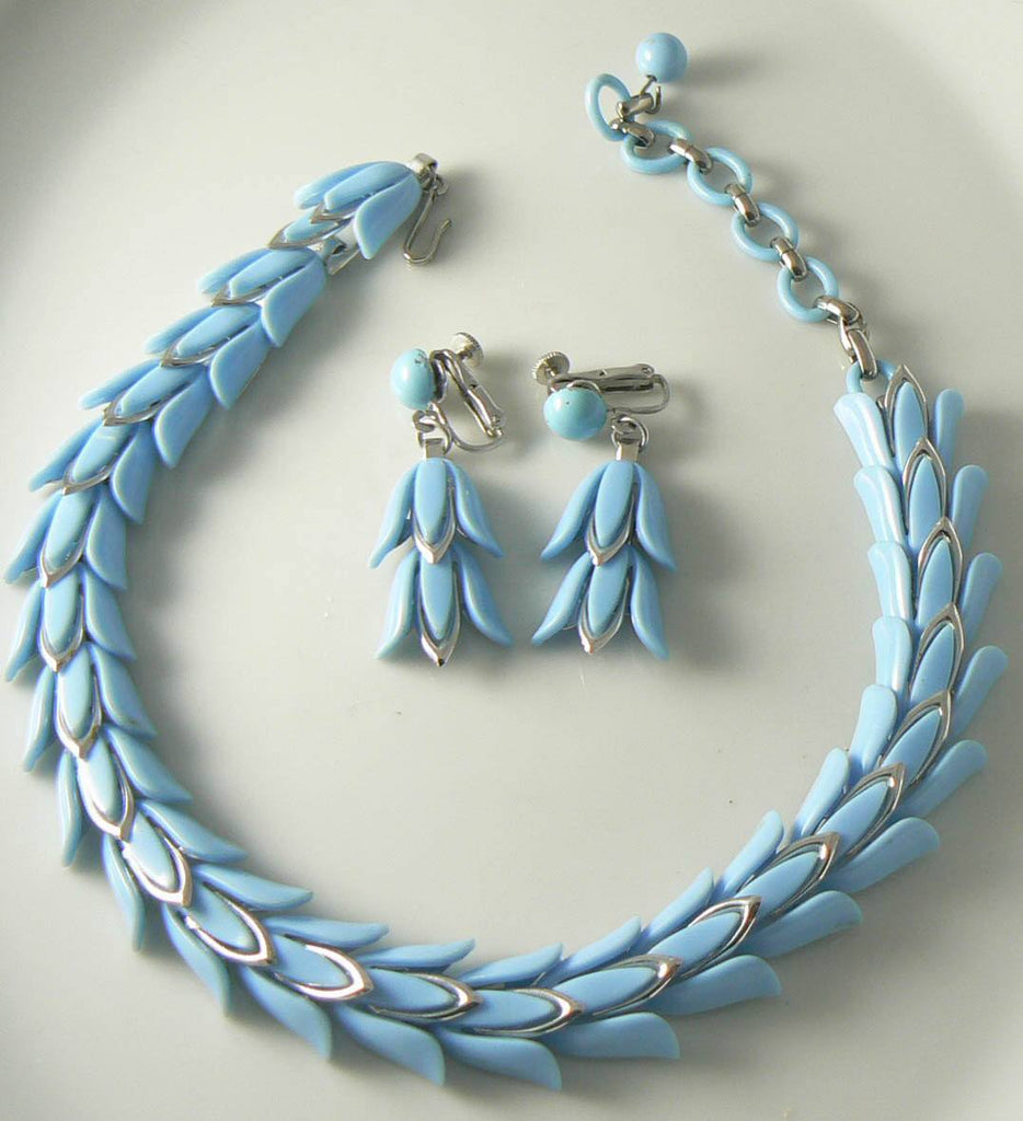 Vintage Coro Lucite Tulip Necklace And Earrings Set - Vintage Lane Jewelry