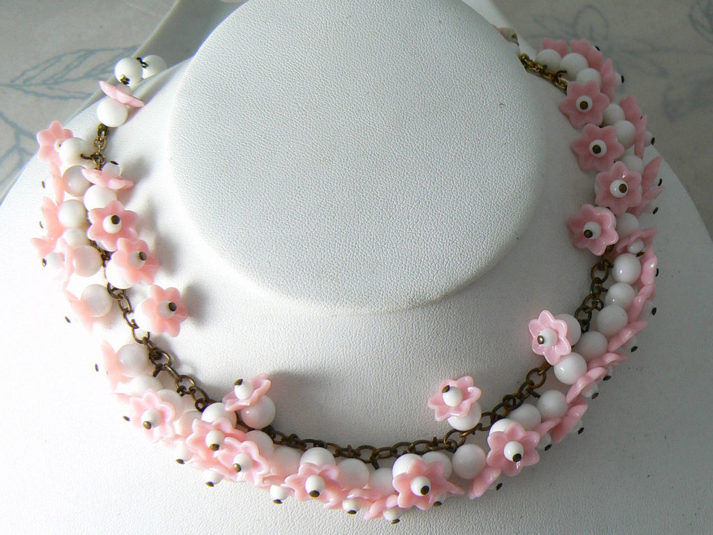 Vintage Pink And White Art Glass Molded Flowers Necklace - Vintage Lane Jewelry