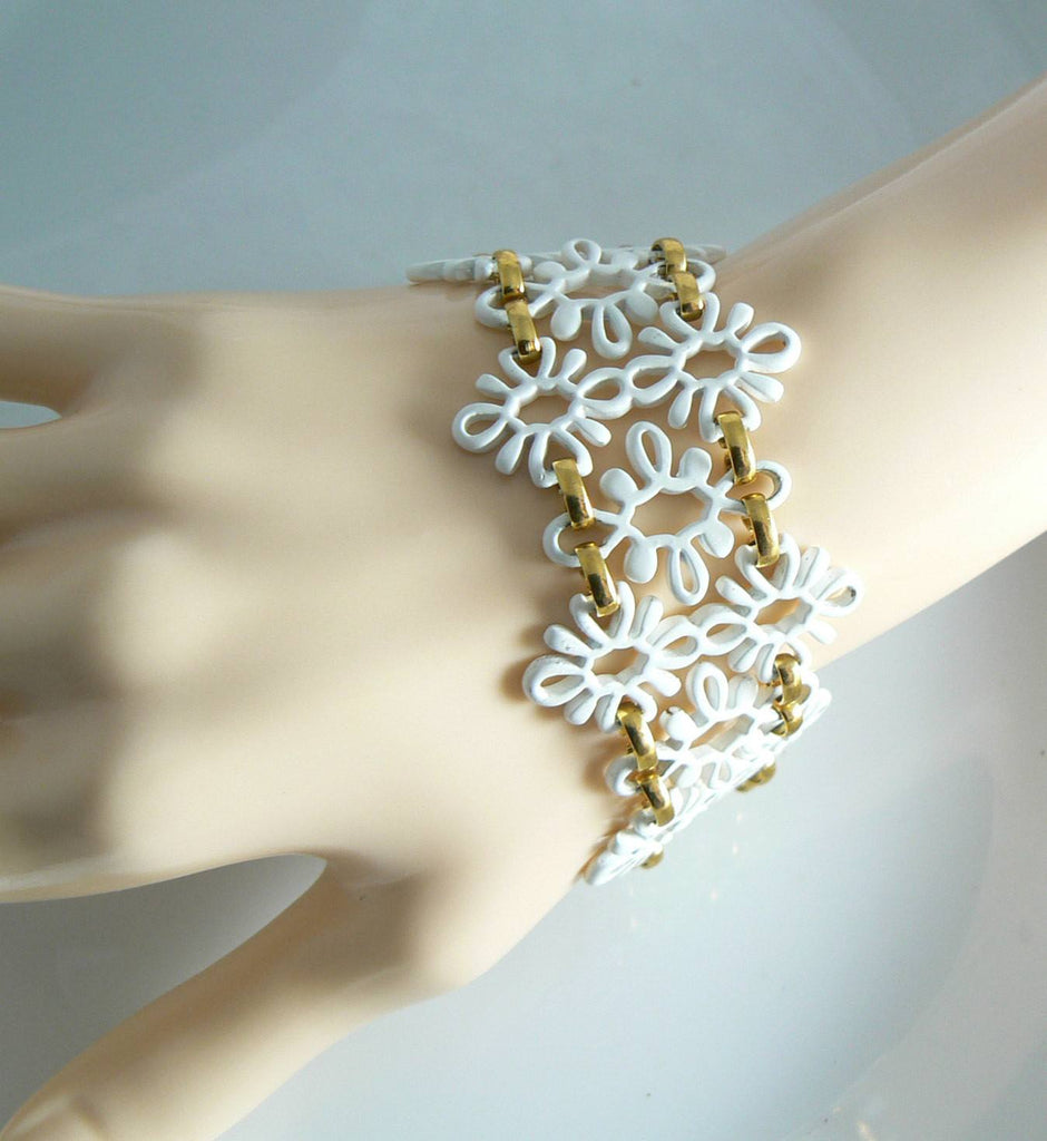 Vintage Crown Trifari  White Enamel Flower Link Necklace And Bracelet - Vintage Lane Jewelry