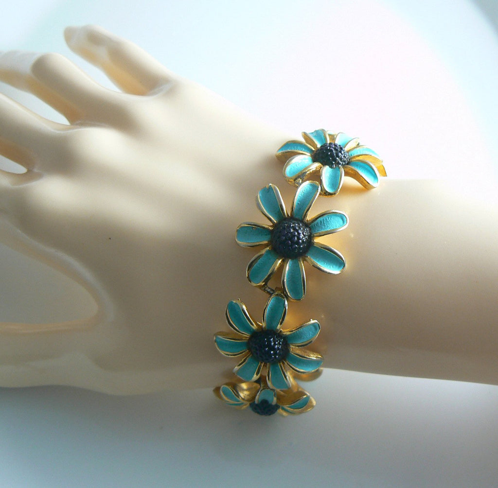 Judy Lee Enamel Daisy Flower Bracelet and clip earrings - Vintage Lane Jewelry