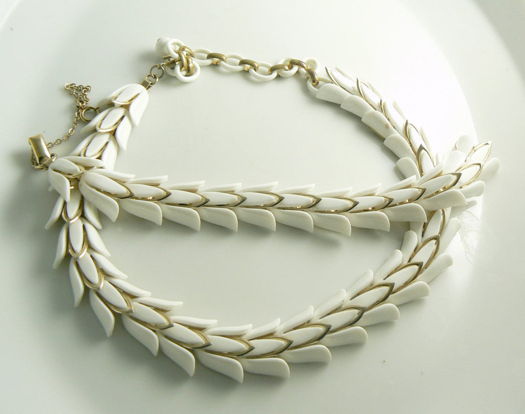 Vintage Coro White thermoset Tulip Necklace and Bracelet Set - Vintage Lane Jewelry