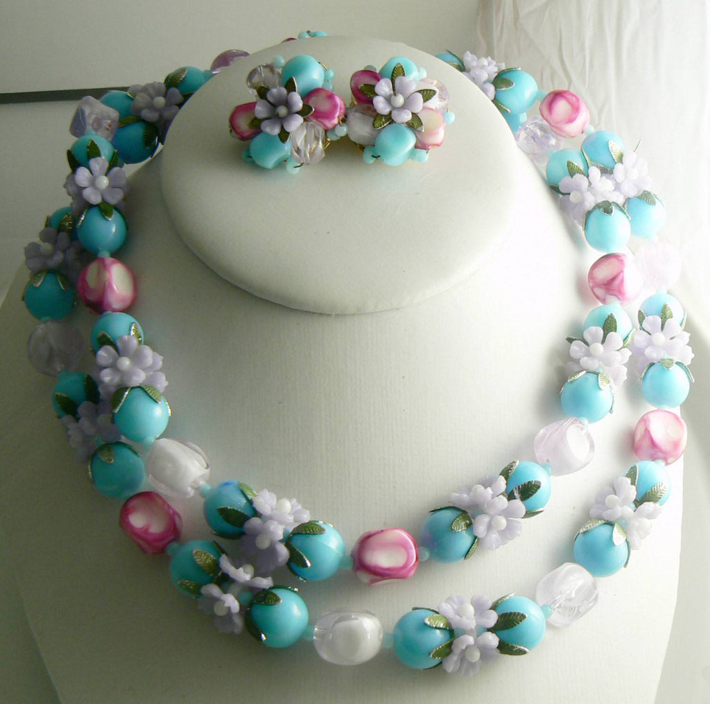 Vintage Plastic Flower Bead Necklace Clip Earring Set - Vintage Lane Jewelry