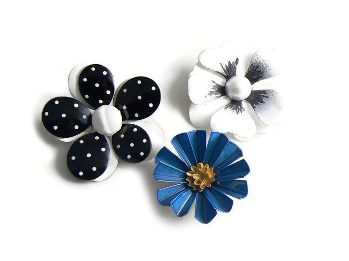 Enamel Flower Brooch Lot, 8 Flower Pins - Vintage Lane Jewelry