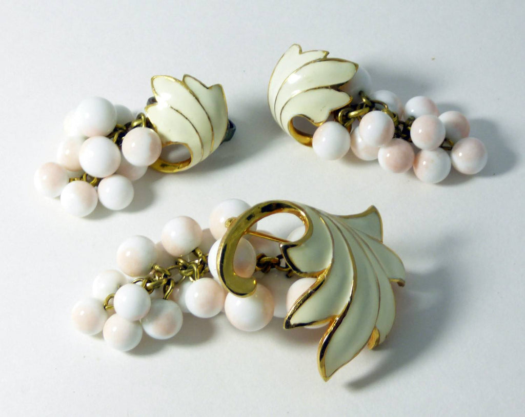 Alice Caviness Enamel Leaves Grape Cluster Glass Beaded Demi Parure, Clip Earrings - Vintage Lane Jewelry