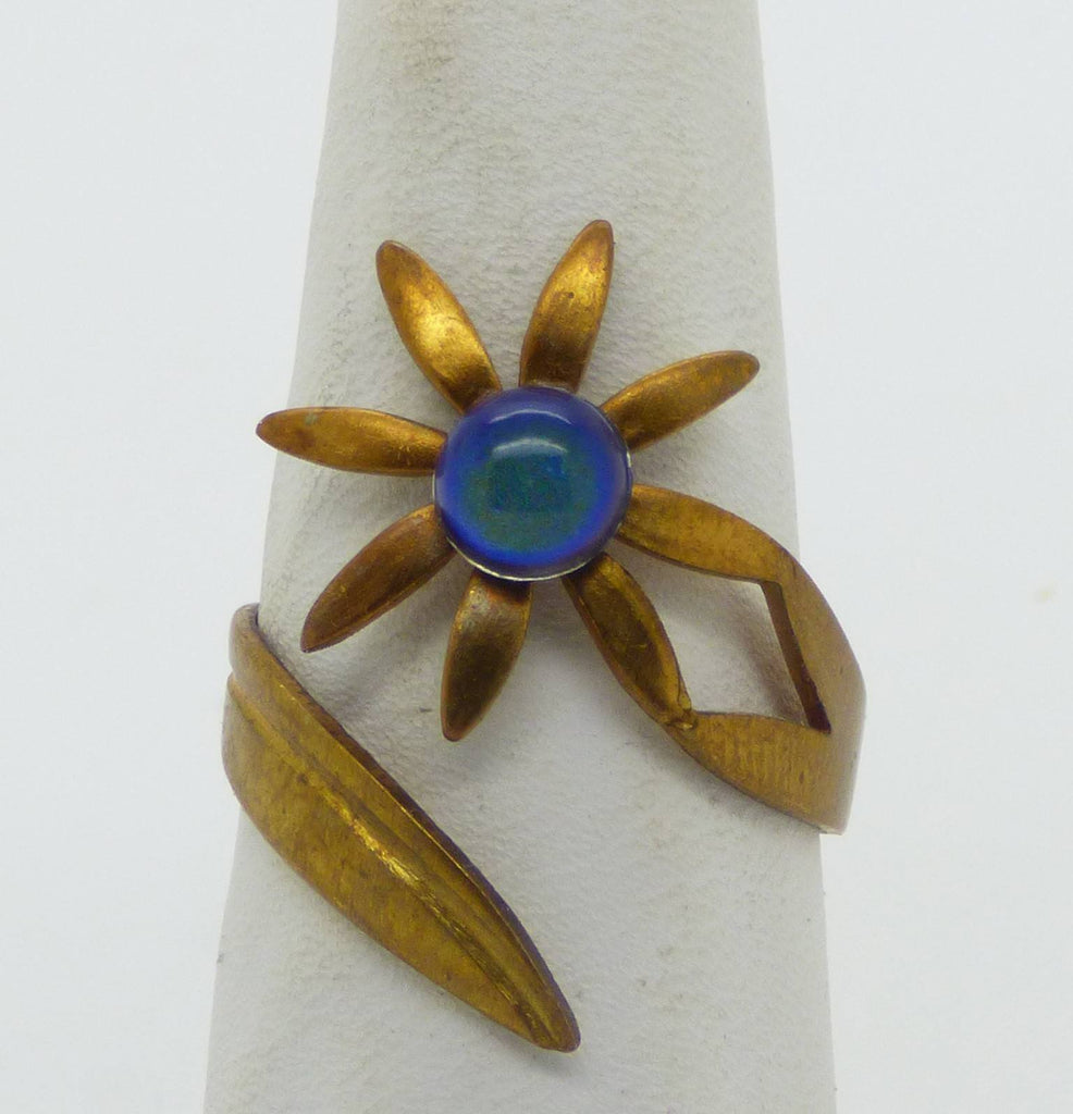 Brass Wrap Around Adjustable Flower Mood Ring - Vintage Lane Jewelry