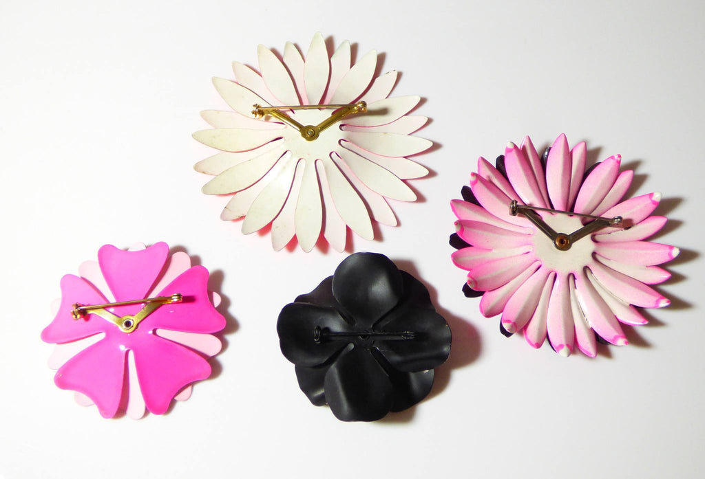 Bright Pink and Black Enamel Flower Pins Daisy Lot - Vintage Lane Jewelry