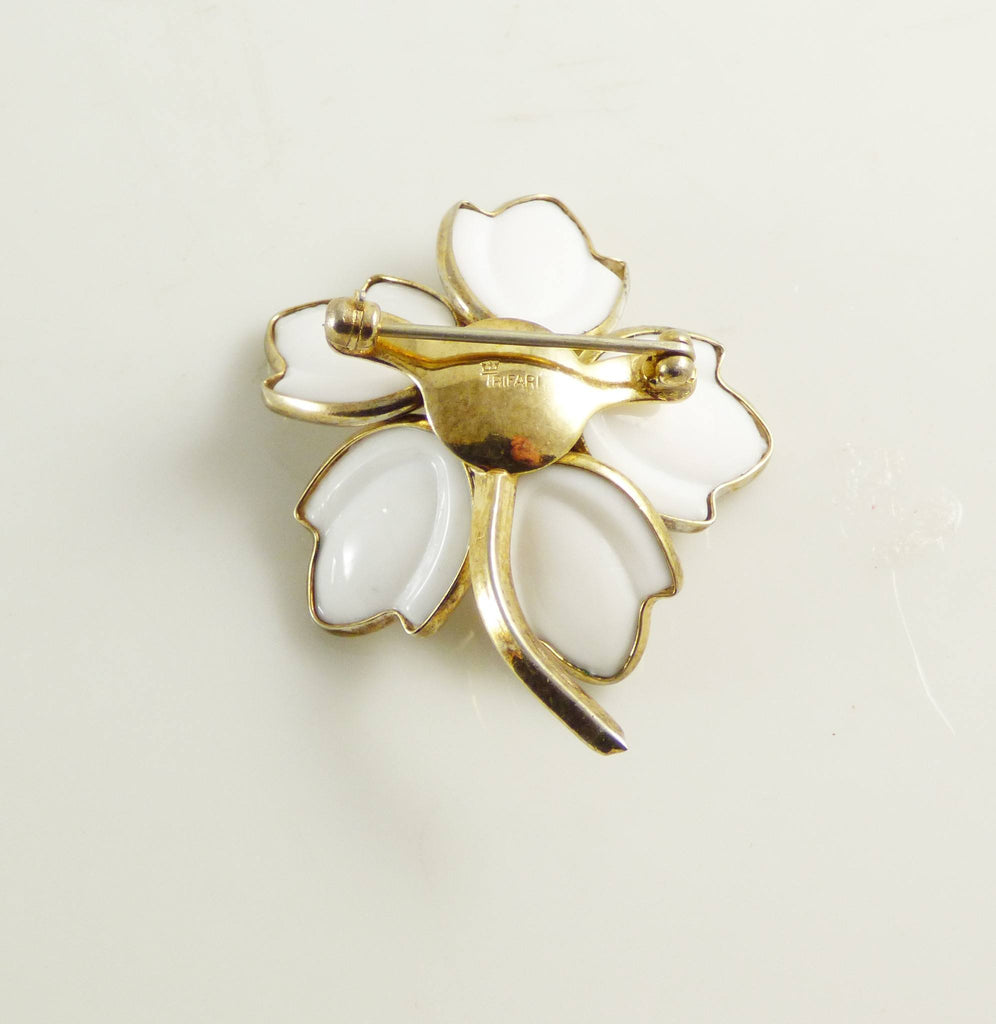 Crown Trifari White Glass Dogwood Flower Pin, Milk Glass - Vintage Lane Jewelry